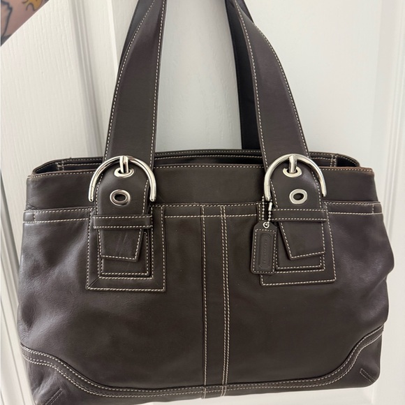 バッグ COACH Soho Leather Tote Bag y2k archive COACH SOHO Brown Leather Tote Bag Buckle Contrast Stitch Y2K